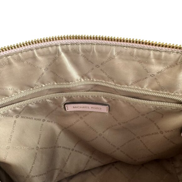 Michael Kors Saffiano Leather Zip Tote in Pale Pink with Gold Hardware - Picture 7 of 9
